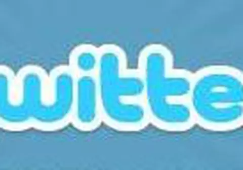 O glumă făcută pe Twitter l-a costat 1.000 de lire