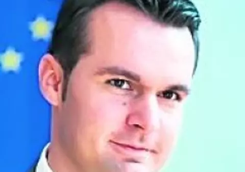 Cherecheş îşi donează jumătate din indemnizaţie