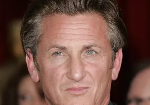 Sean Penn, condamnat la 300 de ore de muncă în folosul comunităţii 