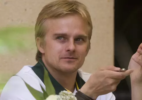 Heikki Kovalainen a donat 300.000 de euro Fundaţiei Elton John