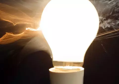 Alimentarea cu energie electrică va fi întreruptă, astăzi, în Capitală şi Voluntari
