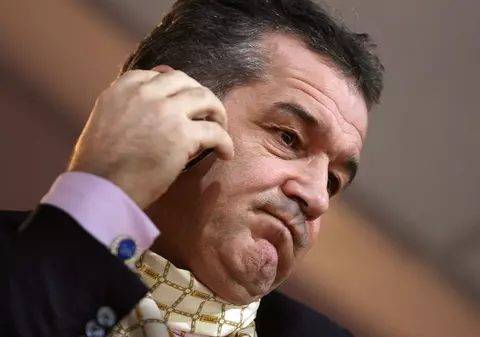 Cu conturile blocate, Becali spune că a aranjat mutarea Stelei la Buzău