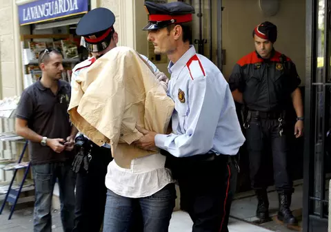 A dormit în pat cu cadavrele copiilor ei, pe care îi omorâse