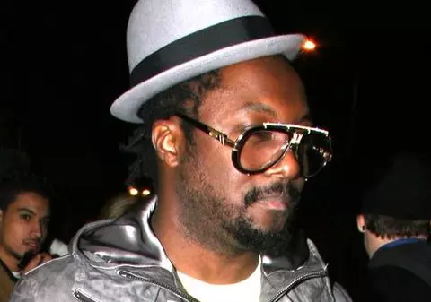 Will.I.Am: "M-au refuzat toate femeile"