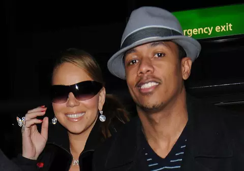 Nick Cannon: "Mi-am pierdut virginitatea cu o femeie mai mare"