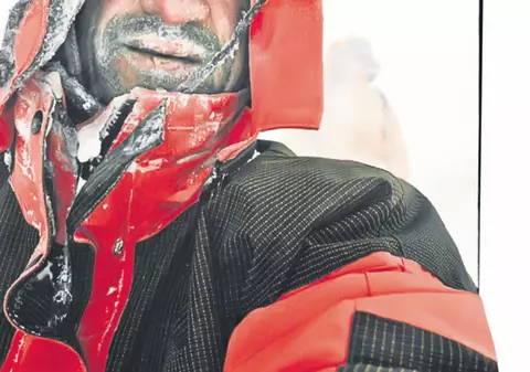 Oprit de vântul năprasnic