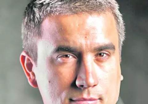 Zoli de la Sistem va cânta cu Orchestra Radio