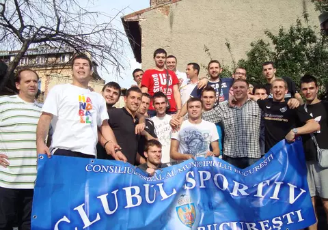 CSM Bucureşti, cea mai tânără echipă din istoria Ligii Naţionale de Handbal!