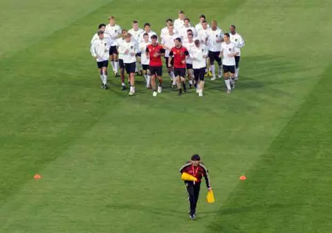 Nemţii se pregătesc pe ritmuri rap