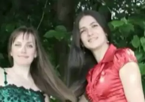Ele sunt fetele cu cel mai lung păr din România