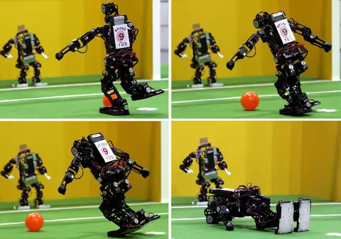 România participă la campionatul mondial de fotbal ... al roboţilor