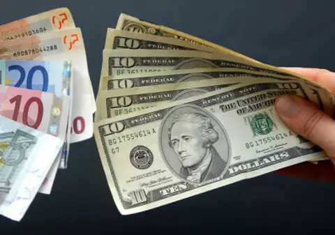 Studiu: smartphone-urile s-au scumpit cu 15,7% în trimestrul al treilea în Europa Centrală și de Est, inclusiv România. De ce se scumpesc telefoanele