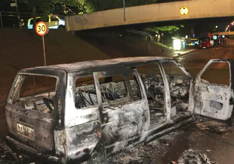 Peste 49 de morţi şi 650 de răniţi în urma violenţelor din Kîrgîzstan 