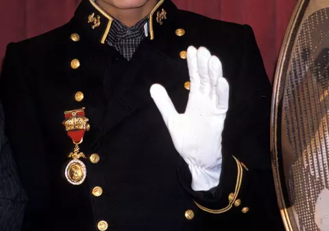 Suveniruri din "Star Trek" şi obiecte ale lui Michael Jackson, scoase la licitaţie