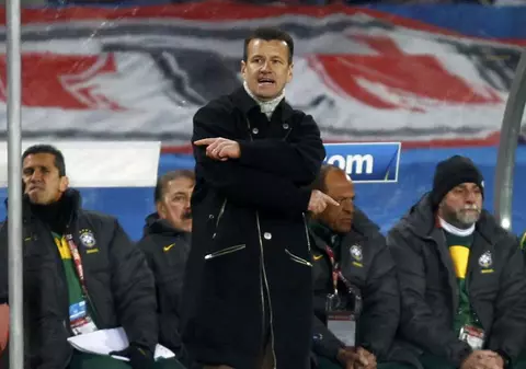 Selecţionerul brazilian Dunga: "Maicon a jucat extraordinar"