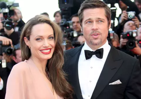 Angelina Jolie şi-a luat găini şi ia lecţii de gătit