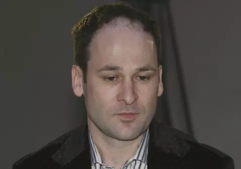 Miliardarul Robert Negoiţă şi-a făcut implant de păr 