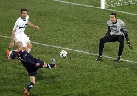 SUA - Slovenia 2-2 | Americanii, furaţi ca-n Vestul sălbatic