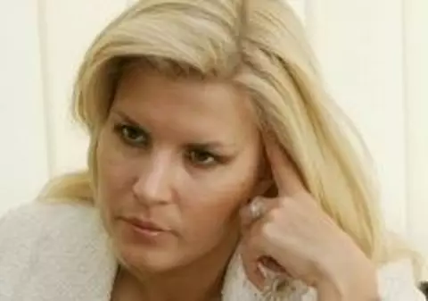 Elena Udrea neagă iminenţa creşterii TVA şi a cotei unice