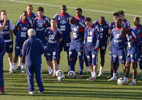 Echipa de fotbal a Franţei a refuzat să se antreneze