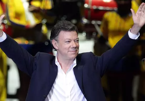 Juan Manuel Santos este noul preşedinte columbian