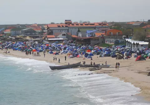O săptămână gratuit la mare pentru 16.000 de elevi bucureşteni