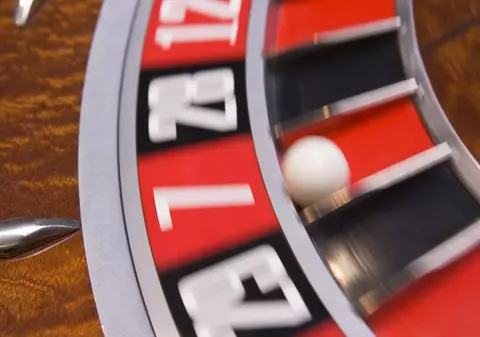 Românii, în topul celor mai superstiţioşi europeni