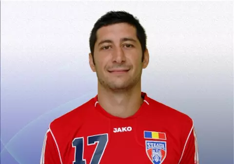 Ionuţ Georgescu a semnat cu CSM Bucureşti 