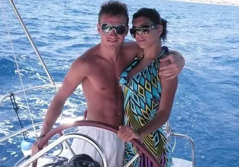 Nicolae Mitea o duce pe Andreea Tonciu în Dubai