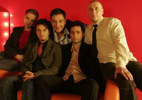 Proconsul şi Grimus cântă în deschiderea concertului Eros Ramazzotti