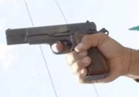 Doi fraţi împuşcaţi mortal pentru că au dat muzica prea tare