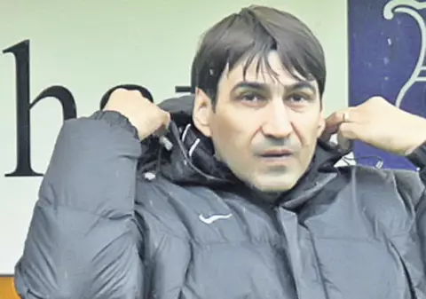 Victor Piţurcă ia 600.000 € pe an la Steaua!