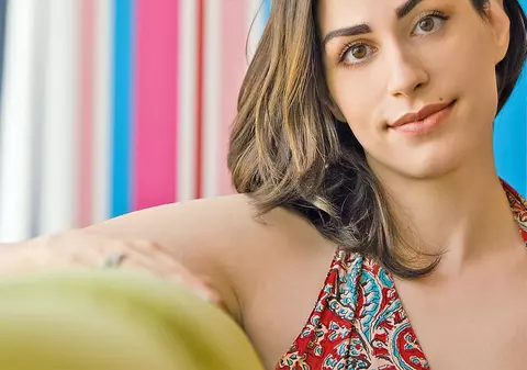 O mamă din Bucureşti a născut singură acasă. De două ori