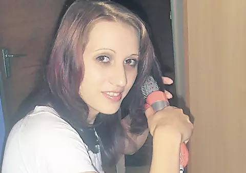 Fentează criza | Episodul 5: Alexandra a renunţat la vizitele la coafor şi a scutit 200 de lei