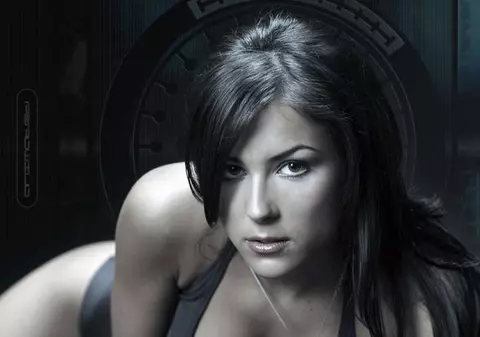 Iubita lui Gabi Tamaş adoră fotbalul englez şi petrecerile Playboy