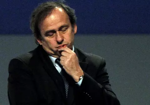 Platini s-a prăbuşit într-un restaurant şi a ajuns de urgenţă la spital