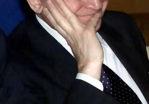Iliescu: "Antonescu e puţin obraznic, pentru un puştan fără experienţă"