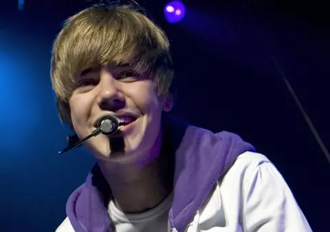 Justin Bieber a fost sărac lipit. Trăia din mila bisericii 