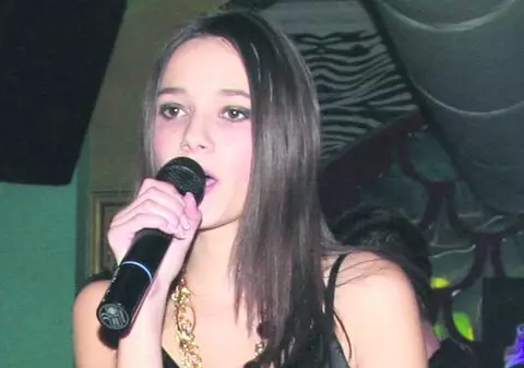 Julie, fiica Danei Săvuică: "Nu vreau să am de-a face cu moda"