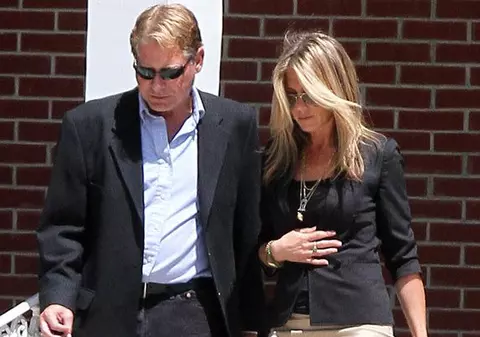Jennifer Aniston, agresată de un admirator fanatic