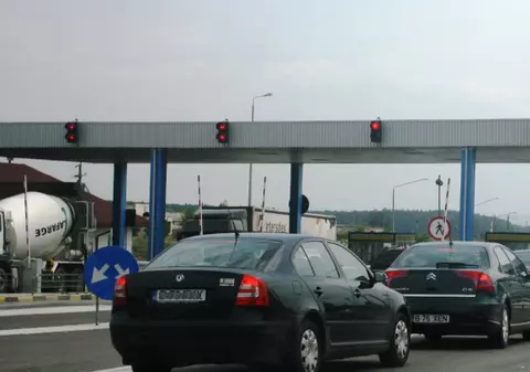 Nu mai plătim taxa pentru podul de la Feteşti   