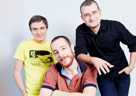 Trupa Şuie Paparude revine în forţă cu albumul "E suflet în aparat"