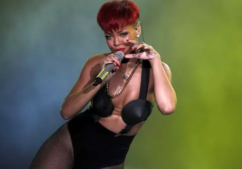 Rihanna va debuta ca actriţă cu un rol în "Battleship"