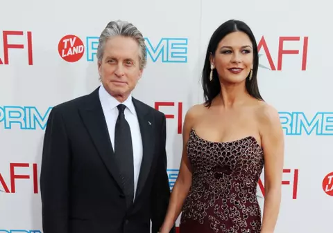Dragoste fără vârstă: Michael Douglas şi Catherine Zeta-Jones (I)
