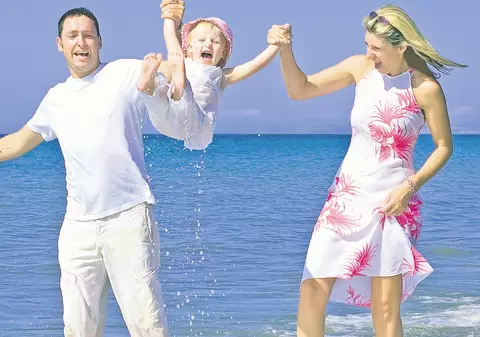 Libertatea te ajută să te pregăteşti pentru prima vacanţă cu bebe