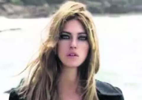 Aviz concurentelor de la «Burlacul»: Ea a fost cea mai bună la pat pentru Bote