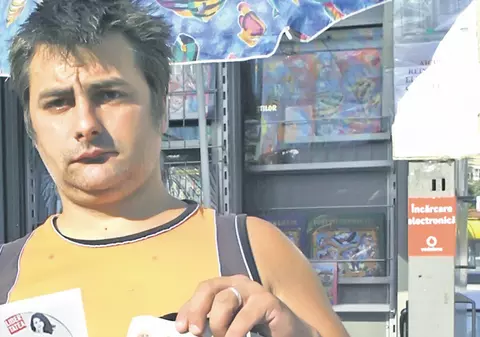 CD-ul cu Mădălina Manole s-a vândut ca pâinea caldă: «M-am trezit cu noaptea în cap să apuc unul»