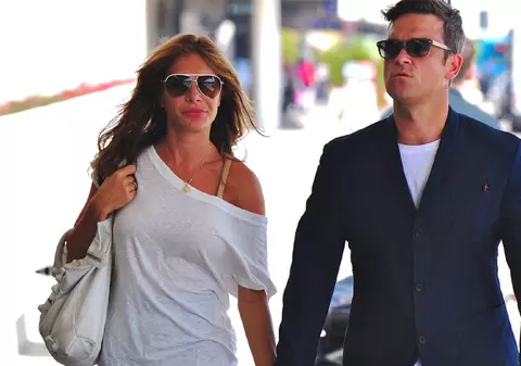 Robbie Williams renunţă la burlacie! Cântăreţul se însoară în acest weekend cu Ayda Field