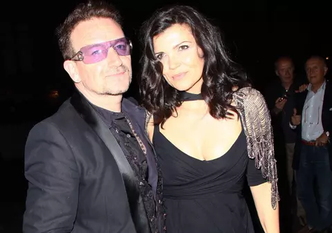 Bono, în formă maximă după intervenţia chirurgicală la spate