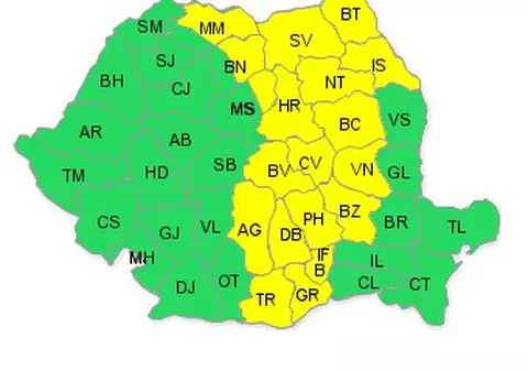 Cod galben de ploi şi vijelii pentru Bucureşti şi 19 judeţe